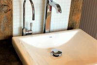 Effortless Tile Replacement