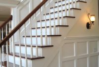 Upstairs Unveiled: Staircase and Hallway Tour