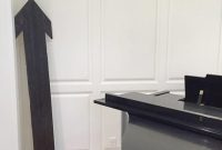 Oversized Rustic Pallet Wood Arrow Decor