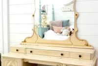 Child’s Vanity Gets an Adult Makeover
