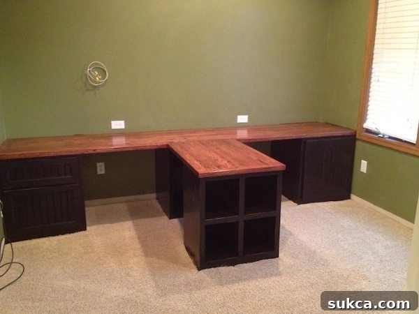 Close-up of Built-in Desk Corner and Storage