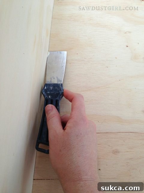 How much glue is enough - proper cleanup of excess glue from sawdustgirl.com