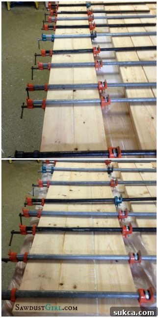 X-Leg Desk plans and tutorial from @Sawdust Girl, showing clamping technique.