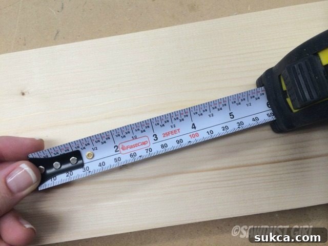 FastCap Metric/Standard Metric FastCap Metric/Standard tape measure showing Metric side