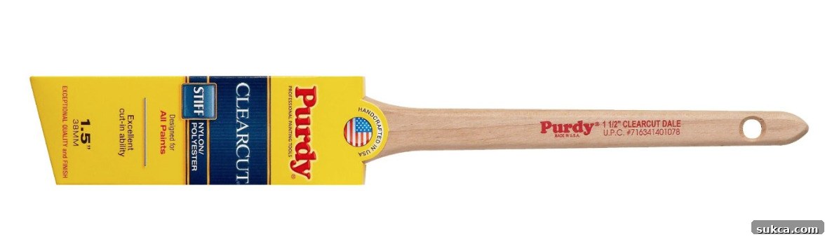 High-quality angled sash brush for precise paint cutting in