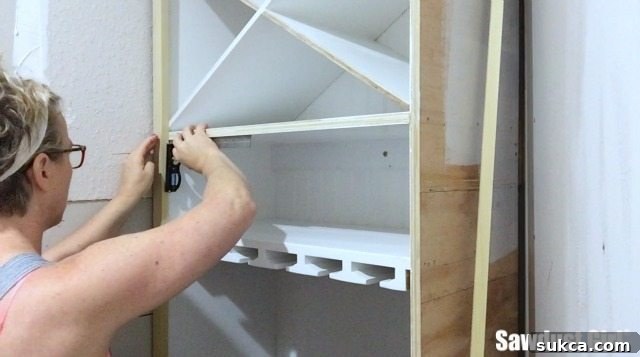 Faceframe Installation Detail Attaching a faceframe piece to the cabinet using glue and nails