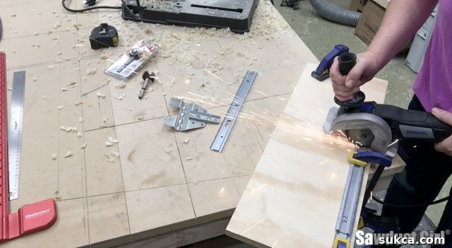 DIY Challenges: Overcoming Obstacles in Kitchen Cabinet Design and Assembly