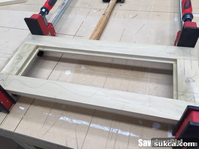 Clamping Drawer Front Frame for Secure Glue-Up