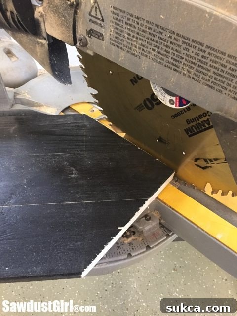 Cutting Arrowhead Shape Cutting the pointed tip for a giant pallet wood arrow