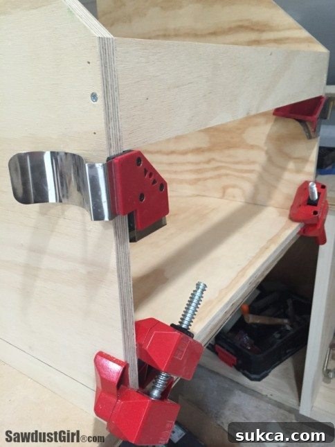 Building Cabinets