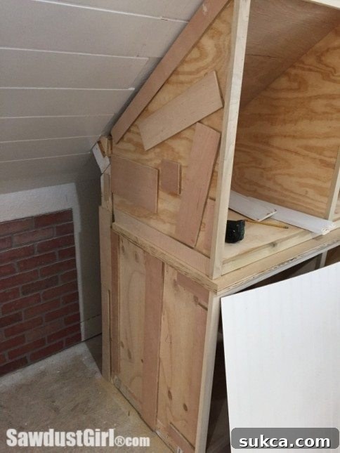 Using beadboard to cover plywood and hide screws