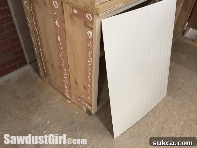 Using beadboard to cover plywood and hide screws
