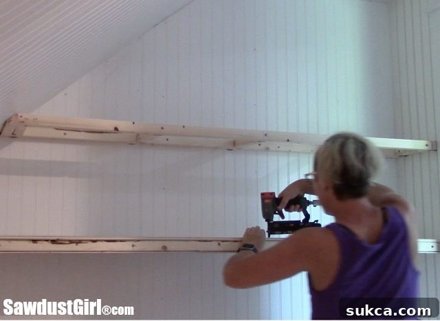 Building wooden closet shelves with plywood casing