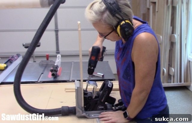 Pocket Hole Assembly for Rapid Drawer Construction Installing drawers in the studio