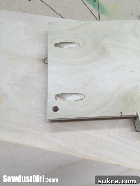 Blum locking mechanism jig
