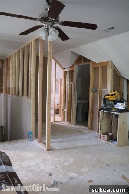 September's Home Journey 18 Loft Remodeling Update: Revitalized Workspace After Clearing Clutter