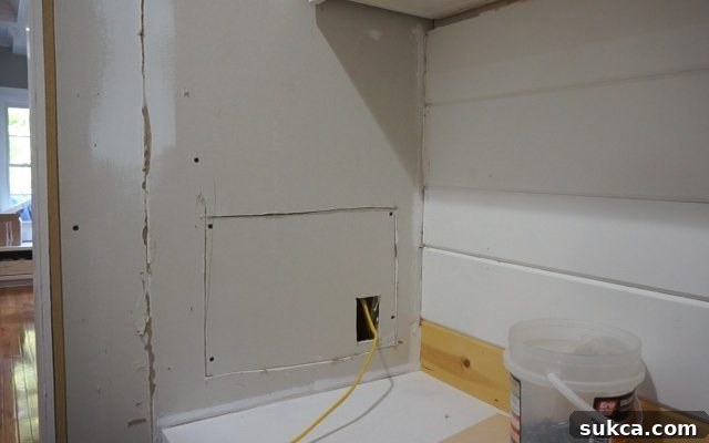 Easy drywall patch Patching drywall for hutch
