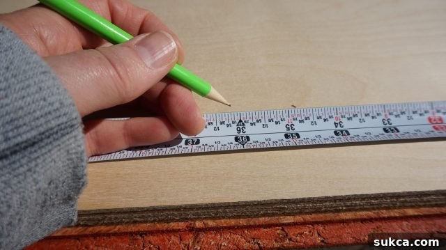 A comparison showing how a traditional curved tape measure lifts, versus the Flatback's perfect contact. Flatback measuring tape