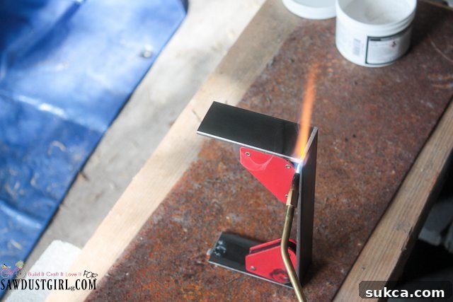 Brazing Metal Centerpiece Brackets