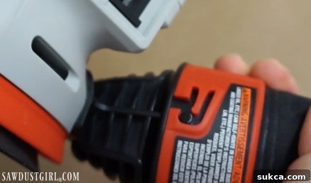 PORTER-CABLE cordless sander dust bag attached