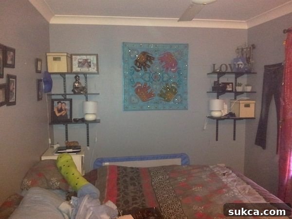 Small bedroom storage ideas for maximizing space with DIY solutions