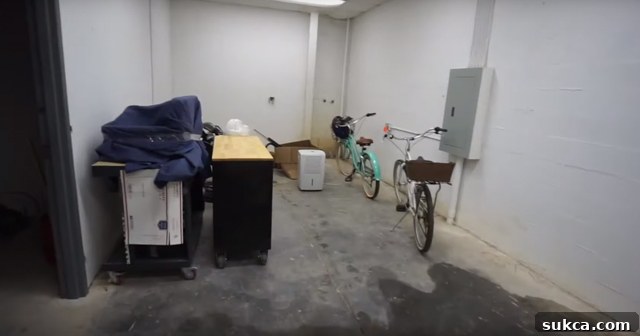 Room 2, a decent sized room in the workshop