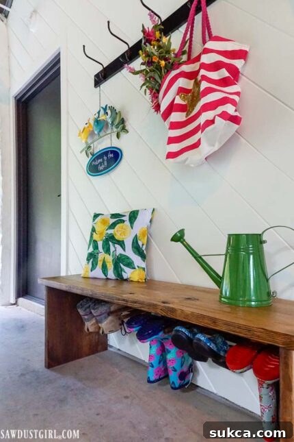 Craft Your Own Bench with Integrated Boot Storage 34 Clean and inviting entryway with the new boot bench