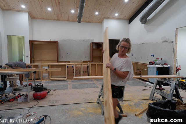 Pony wall construction for the kitchen island