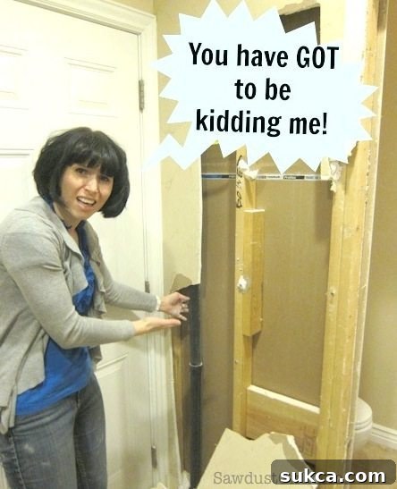 Utilizing Dremel Multi-Max Cutting drywall with a multi-tool for pocket door